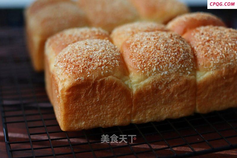 椰香味爆棚の小面包,柔软细腻巨好吃!的做法