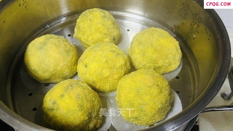 玉米面菜团的做法
