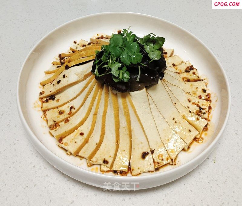豆干拌木耳的做法
