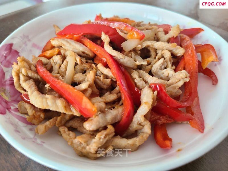 红尖椒炒肉丝的做法