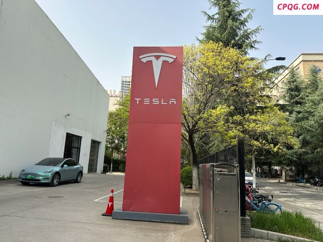特斯拉未提先伤 车主拒收定金难退 协商僵局待解