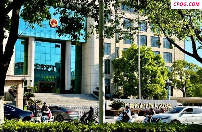 1家3口被撞案家属：肇事者态度恶劣 家属痛失亲人求公道