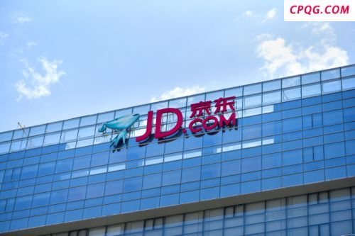 京东反击“二选一”：外卖超时20分钟免单，扩招骑手十万名