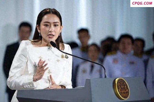 泰总理高烧入院画面曝光 丈夫发文