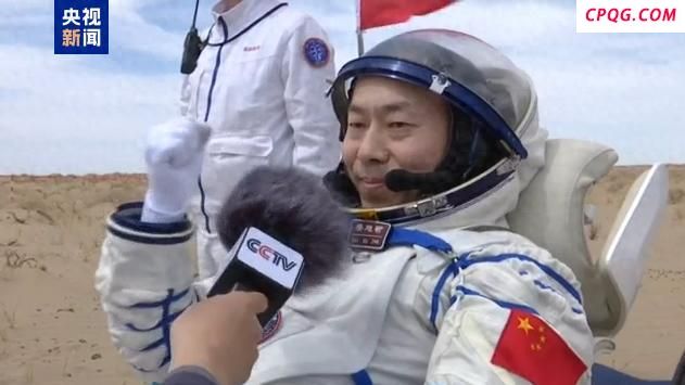蔡旭哲：乘组一心天地一体