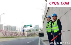 美国经济自2022年以来首次收缩 关税与消费疲软拖累增长