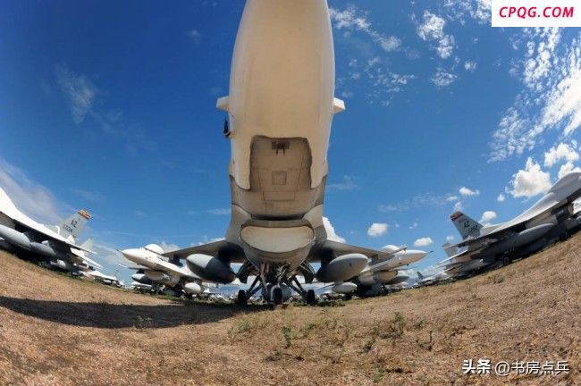 美军退役F-16能否帮乌军扭转战局 零部件支援乌克兰