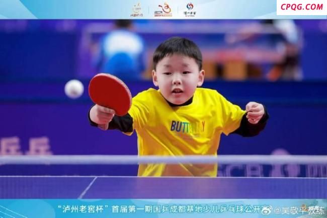 樊振东恩师又挖到一个“小胖” 新星展现灵气