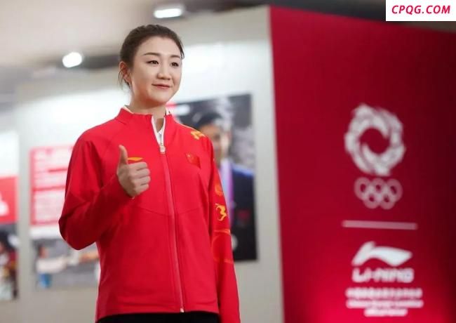 李宁马龙全红婵等7位奥运冠军同框 国潮力量闪耀体坛