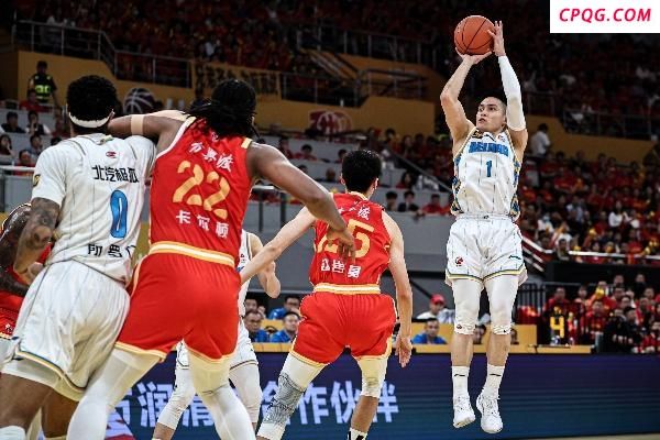 CBA总决赛：广厦力克北京扳成1-1 广厦首胜破纪录