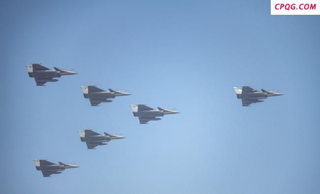 学者解读巴基斯坦空军公开空战细节 歼-10C立功击落5架印机