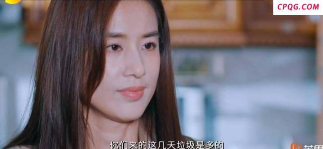 黄圣依回应和妈妈因请保姆起冲突 母女关系引热议