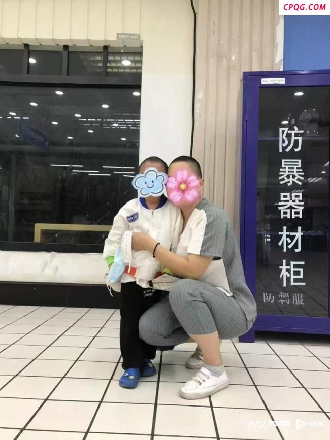 企业家母亲卖掉企业救儿子 母爱创造生命奇迹