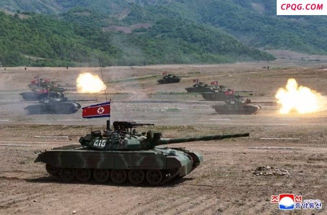 金正恩观摩朝鲜人民军各兵种战术综合训练