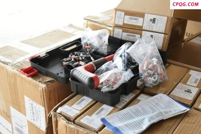黄埔海关查获“爆炸式铆钉”19800枚 未申报危险品被截获