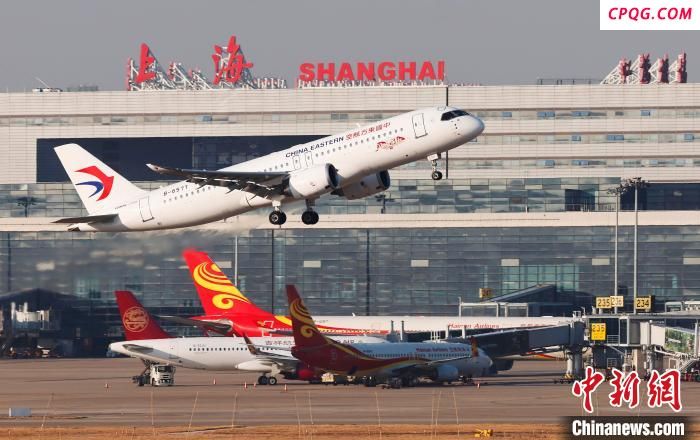 东航C919商运两周年：安全飞行超2.8万小时