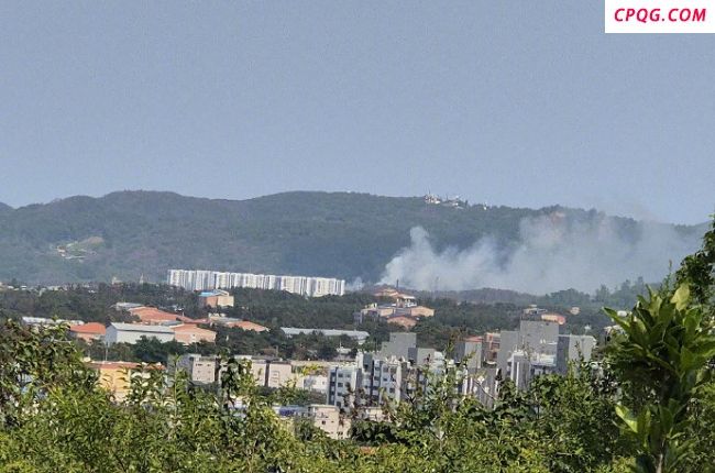 韩国浦项军机坠落已致2人死亡 海军巡逻机失事