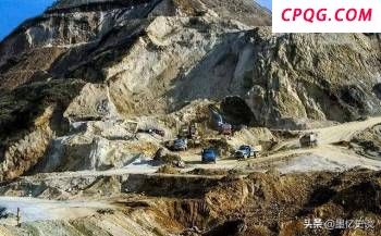 泰国发生枪击事件致3人死亡 凶手在逃警方围捕