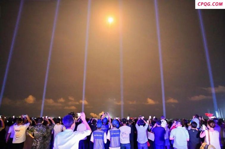 “追火箭”“上火星”……科技旅游火出圈！