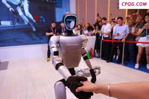 宇树科技王兴兴：我一直不认为机器人一定要做成人形