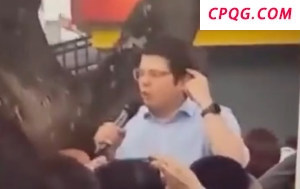 哥伦比亚右翼总统候选人遭枪击 现场视频曝光