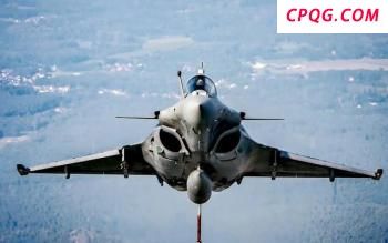 伊朗宣布关闭该国领空 应对以色列空袭