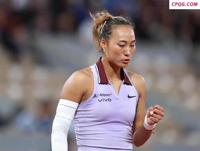 WTA500柏林站 郑钦文首轮遇莱巴金娜