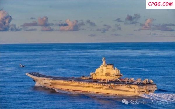 “双航母编队”与“两支航母编队”有何区别？专家解析
