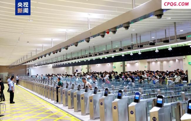 珠港珠澳口岸年内出入境客流量突破1亿
