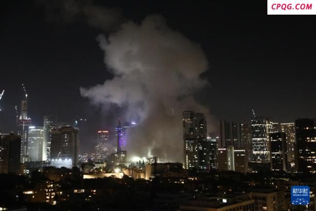 伊朗向以色列发射近百枚导弹 特拉维夫建筑受损
