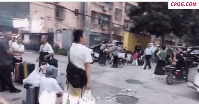 深圳一房屋沉降已疏散783人 紧急封控25栋楼