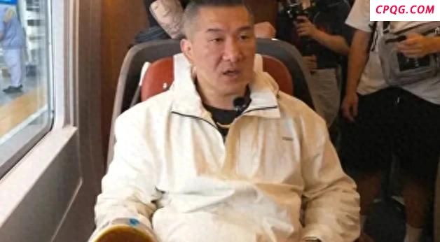 台网红“馆长”：我们都是中国人