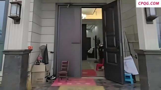 男子200万建洋房被爸妈塞满粮食：新房秒变大仓库！