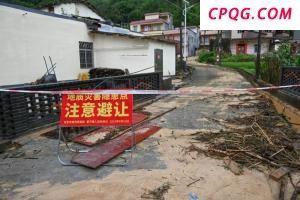 老谢公开李雪琴相关公司账务信息 财务争议升级