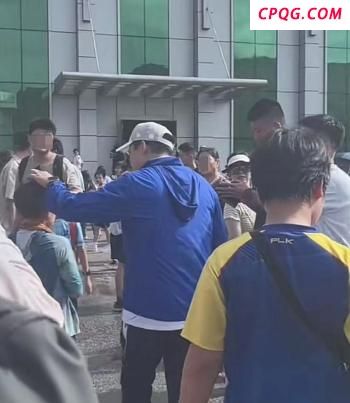 以军说伊朗向以发射第五波导弹 冲突致3死多伤