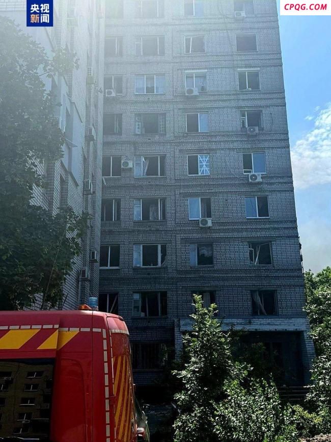 乌称第聂伯罗市遭导弹袭击