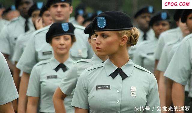 任何一艘美航母上，都要带足大量女兵？她们在航母上有什么作用？ 提升战斗力与效率