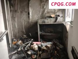 越南两架客机地面滑行时发生碰撞 机翼与尾翼相撞致航班延误