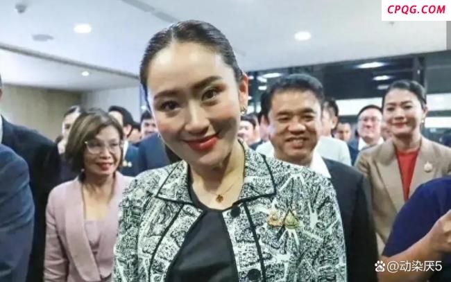 佩通坦已退位 洪森为何还不收手 权力游戏再升级