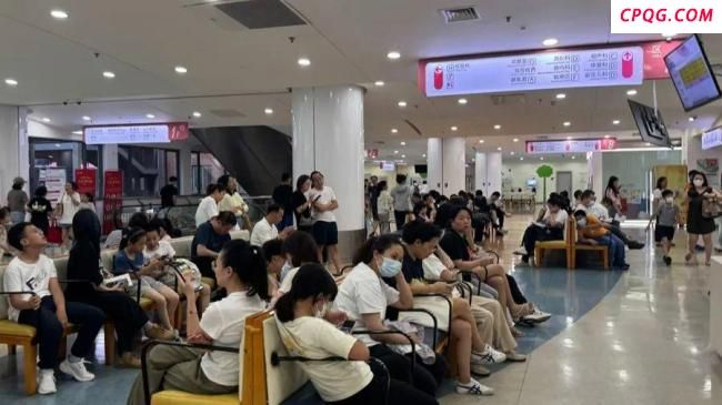 上海多家医院开通夜门诊