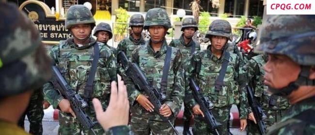 柬埔寨首相警告泰国军方 勿踩红线封闭寺庙