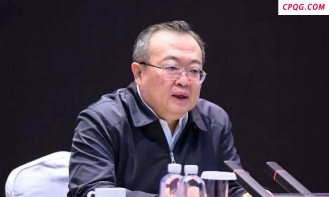 中美是战是和？中方高层明确表态，美媒：中国3个月没买美国油了