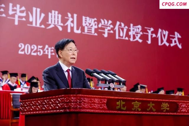循达尔文足迹 攀科研新高峰