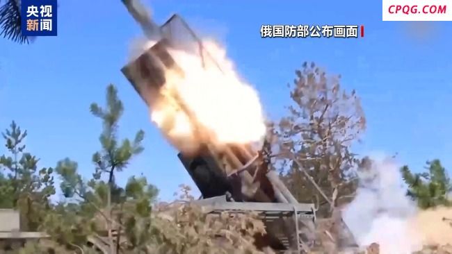 俄称打击乌防空系统 乌称袭击俄军用机场