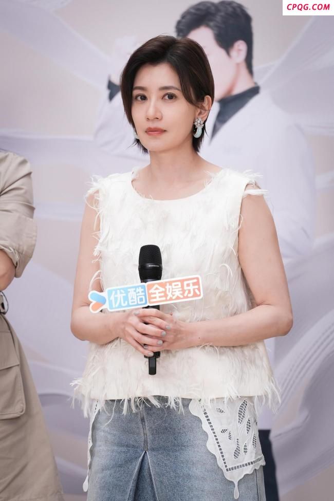 贾静雯大女儿称与继母是好姐妹 分享温馨相处点滴