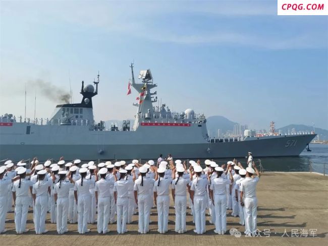 专家：山东舰以战斗姿态离开香港 圆满结束访问引发关注