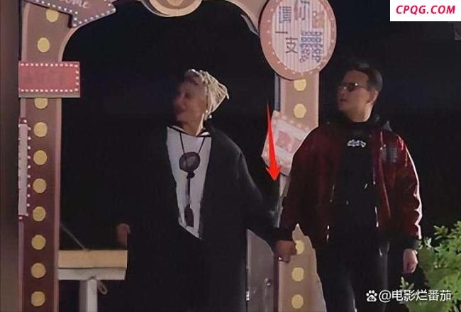 汪峰第二任女友自曝“历任最傻” 情感风波再起