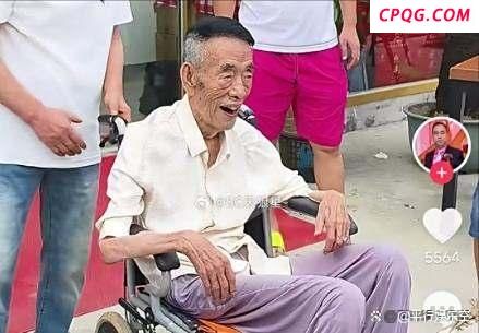 餐馆回应杨少华去世上午参加剪彩 敬业精神令人敬佩