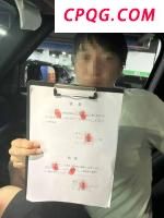 国足回应东亚杯行李较多问题 团队互助搬运装备