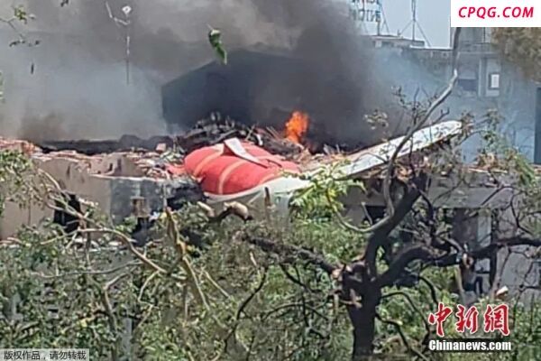 印航空难驾驶舱对话披露 飞行员质疑操作失误